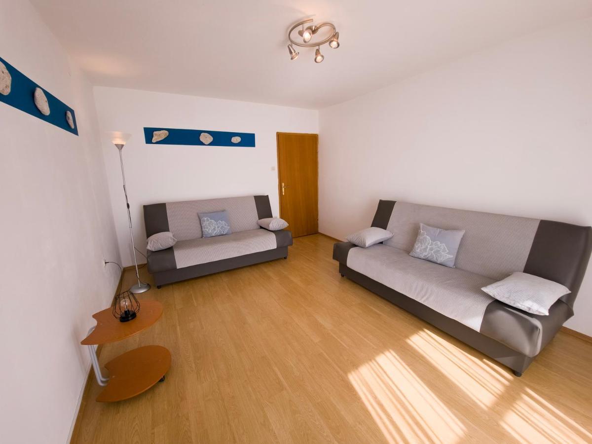 Apartments Cacija Trogir Exterior photo
